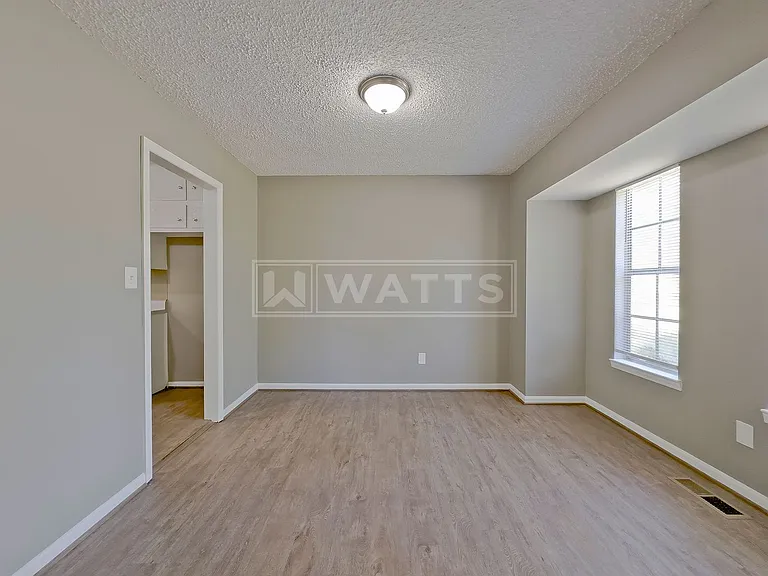 101 Shady Ln — Photo 7