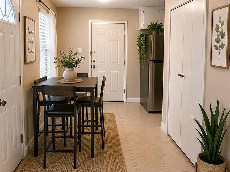 1010 El Recreo Cir — Photo 5