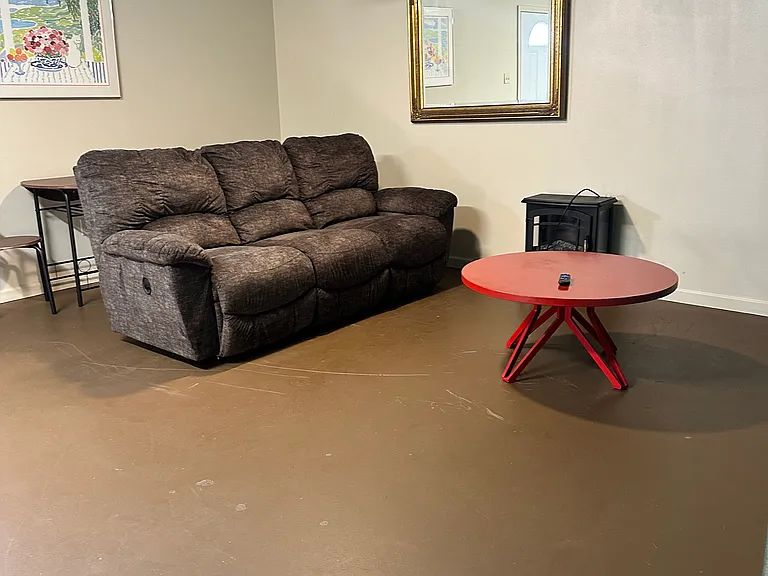 322 E Canal St #B — Photo 7