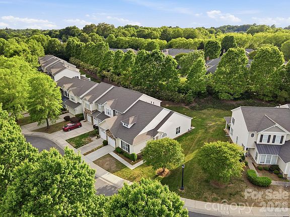 4th image of 6120 Pale Moss Ln