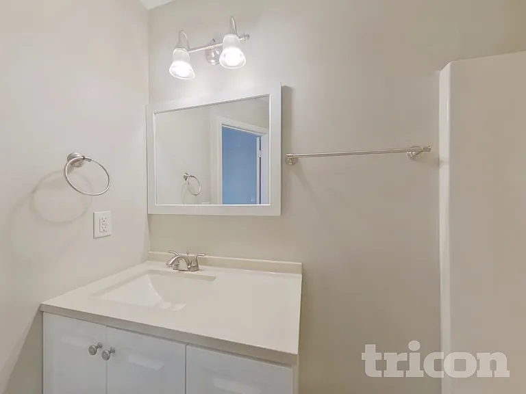 3912 Laurel Bend Dr — Photo 15