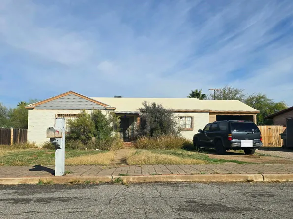 4021 E 4th St, Tucson, AZ 85711