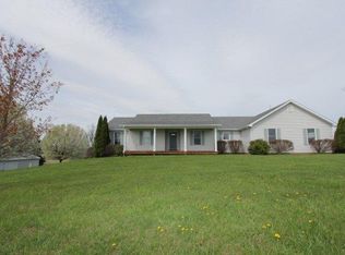 452 Gentry Ln, Salvisa, KY 40372
