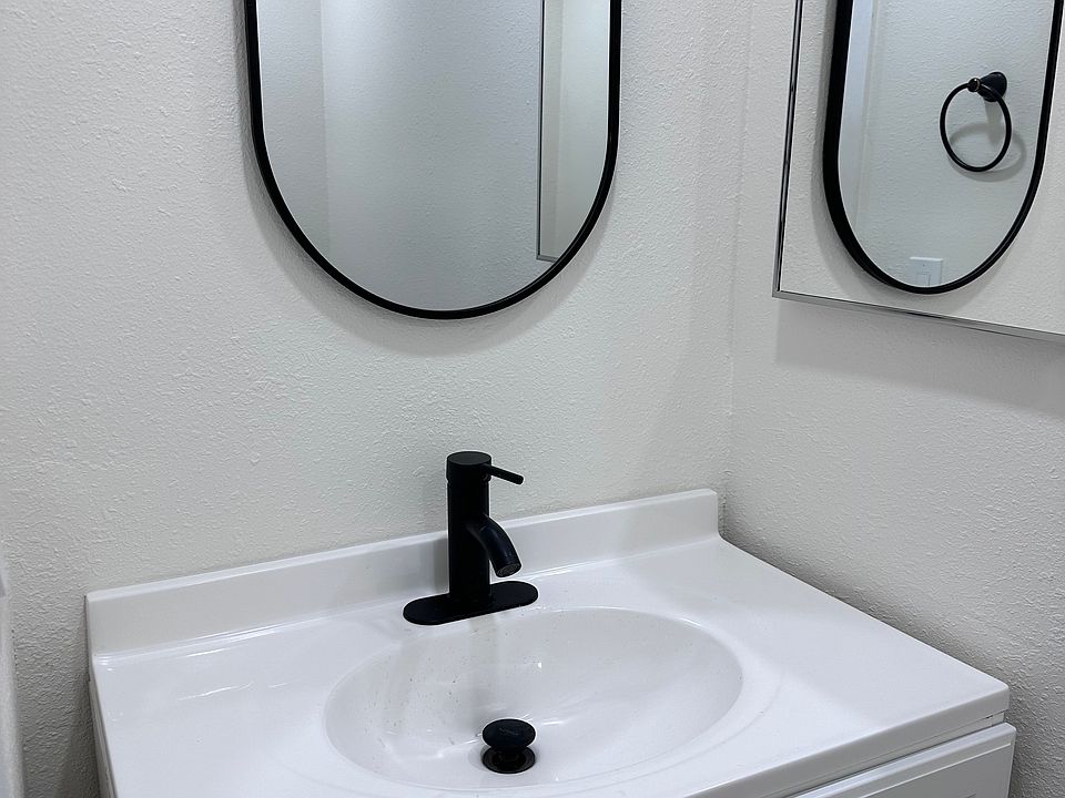1st image of 1351 Carlton Dr APT C