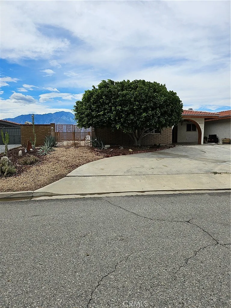 4 bed, 1914 sqft, $4,000 — Photo 4