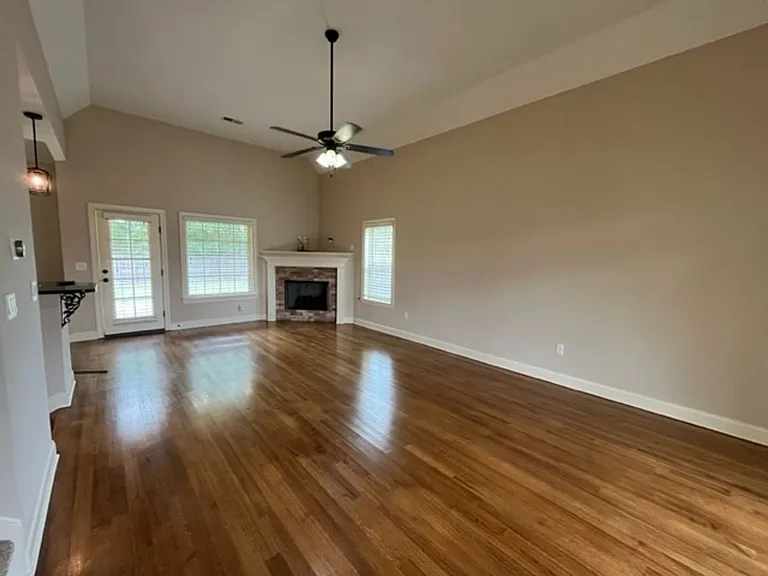 4741 W Dublin — Photo 2
