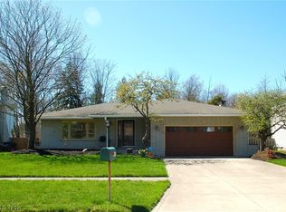 7440 Lincolnshire Ln, Parma, OH 44134