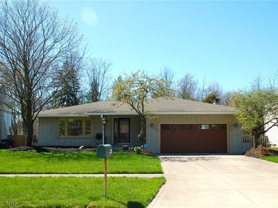 7440 Lincolnshire Ln, Parma, OH, 44134