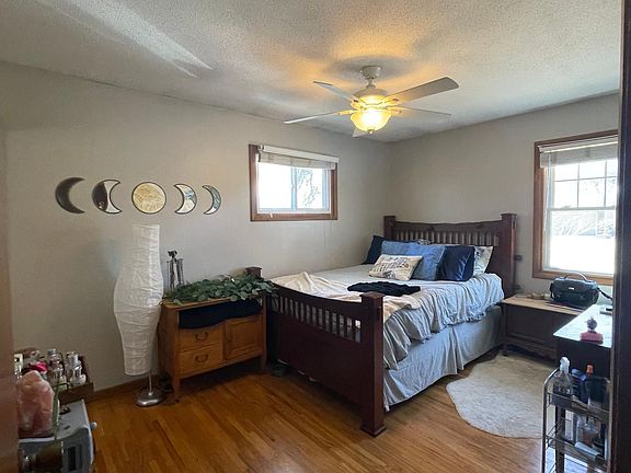 Bedroom 2 (Mainfloor)