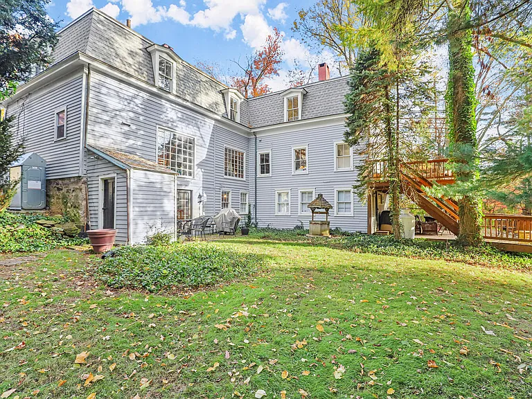 49 Hollow Tree Ridge Rd — Photo 21