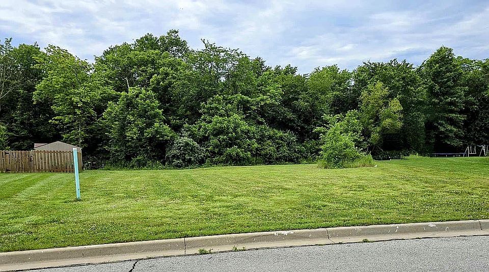 1st image of 501 Katy Cir