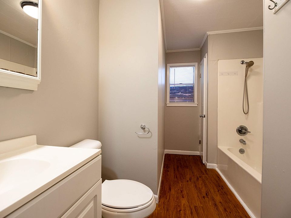 2421_WALKER_ROAD-bathroom-scaled_10132025