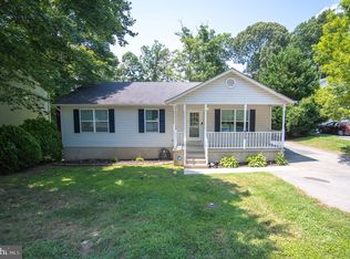 925 Golden West Way, Lusby, MD 20657