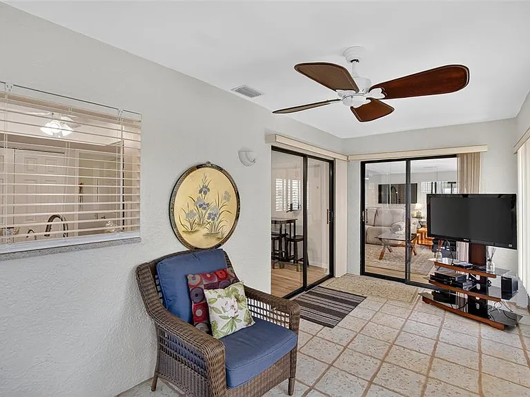 2221 Ivan Ct — Photo 35