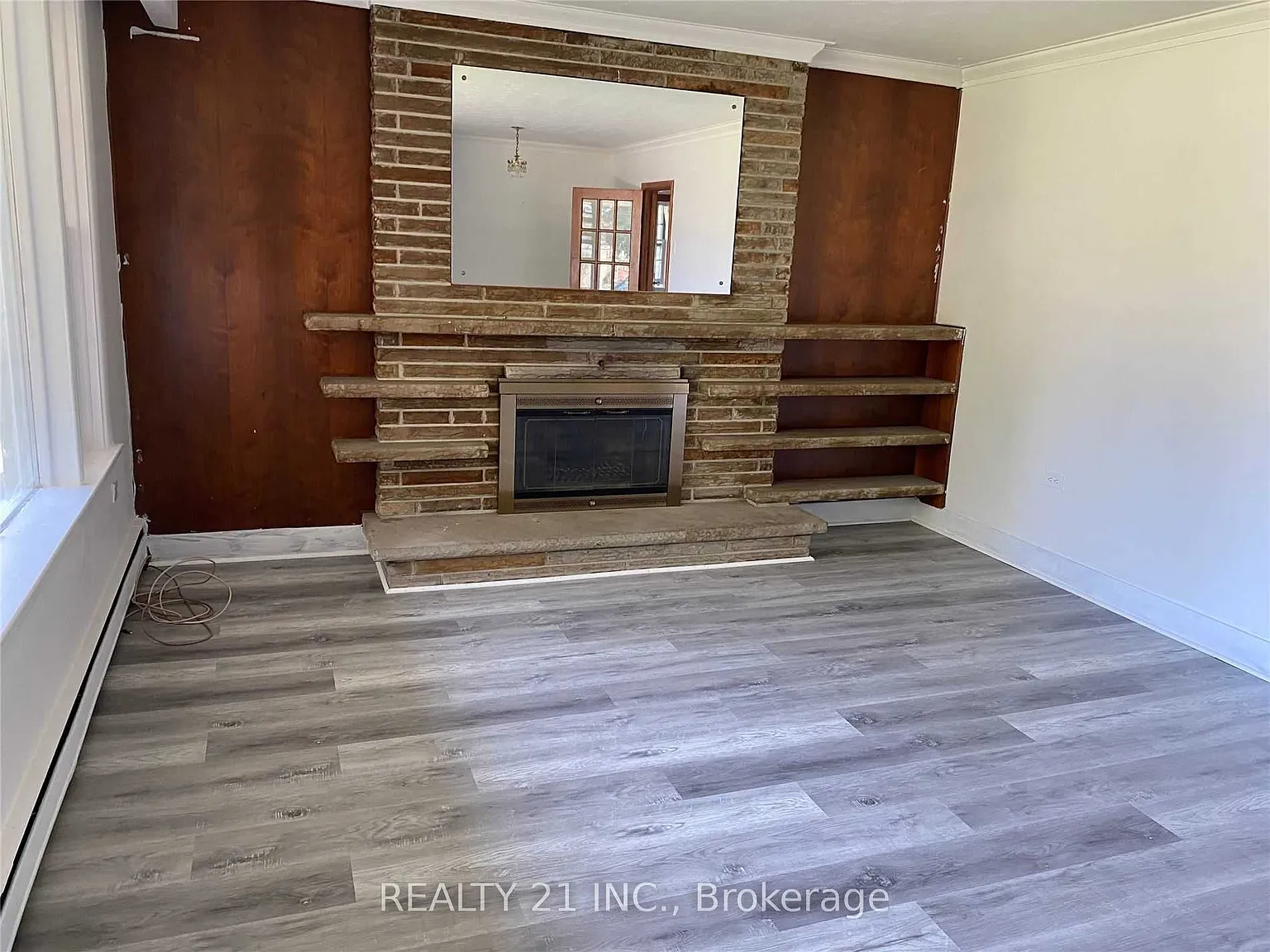3 bed, $2,500 — Photo 2