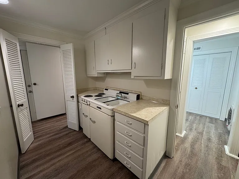 204 Glen Ridge Rd NE — Photo 36
