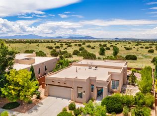 40 Via Punto Nuevo, Santa Fe, NM 87508
