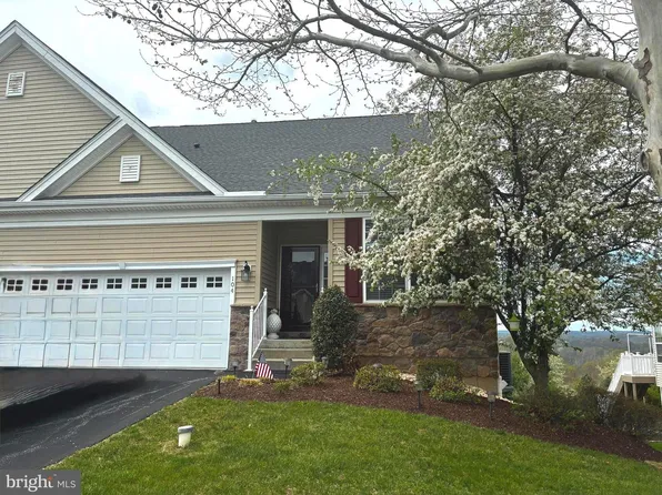 104 Stoyer Rd, Coatesville, PA 19320