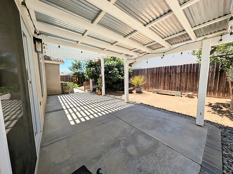 3850 Millbrae Ter — Photo 14