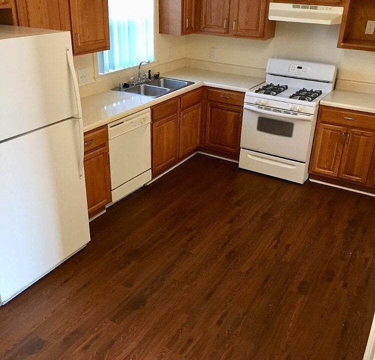 1st image of 8437 Oconnor Cres
