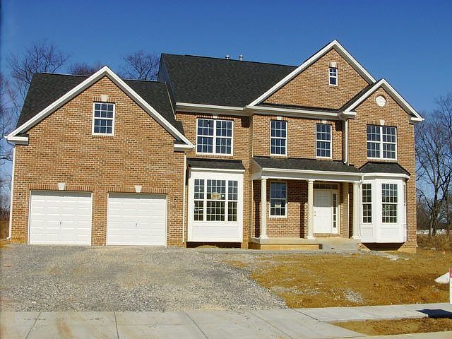 2nd image of 14 Foxwood Blvd