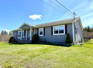 23 Riverbend Dr, Cumberland, NS B4H3Y1