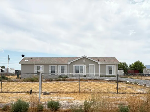 2761 Hacienda St, Pahrump, NV 89048