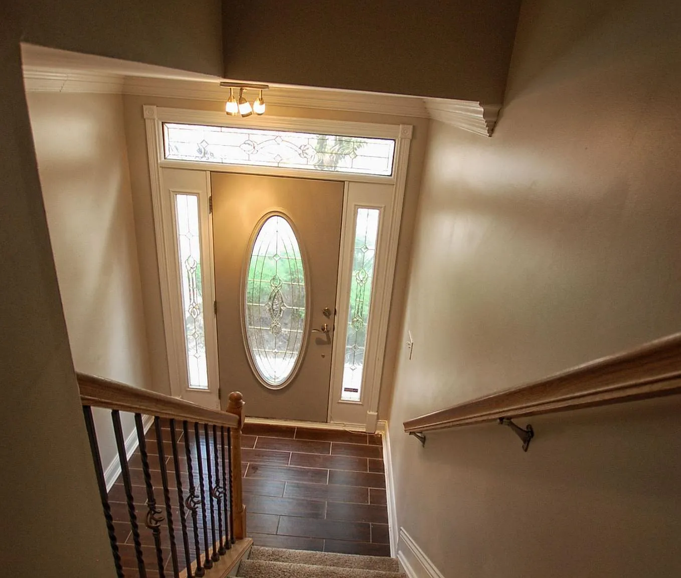 921 Sharkey Ln — Photo 3
