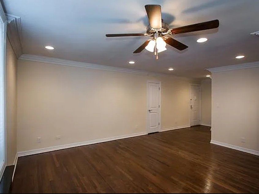 1st image of 27 Garden Ct #2