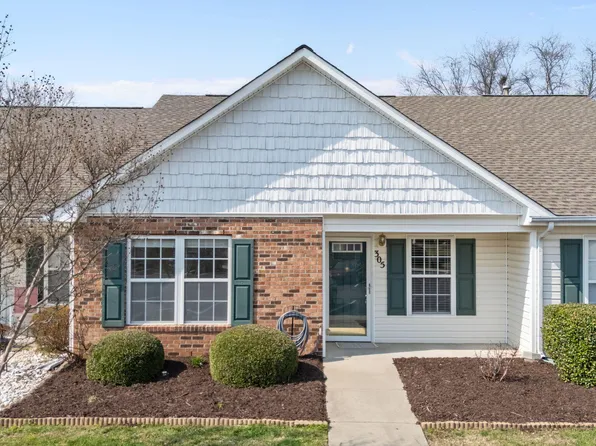305 Bowen Lake Dr, Kernersville, NC 27284
