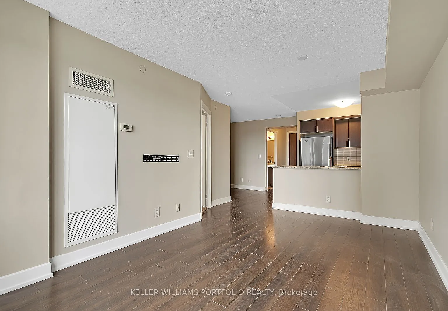 2 bed, $2,300 — Photo 1