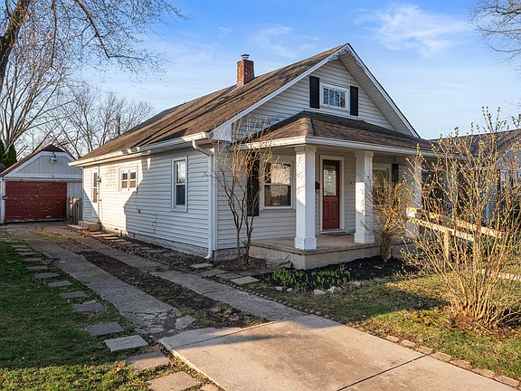 2nd image of 1473 Evans Ave
