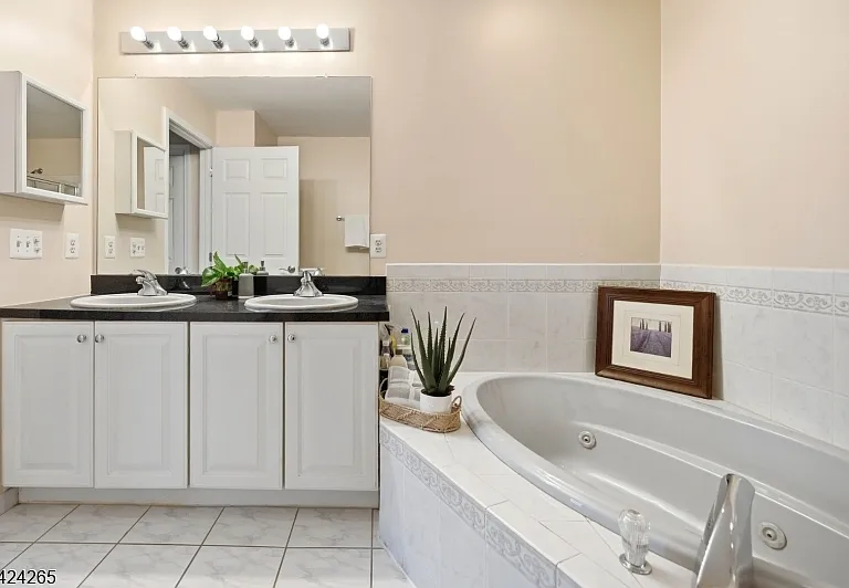 424 Hartford Dr — Photo 31