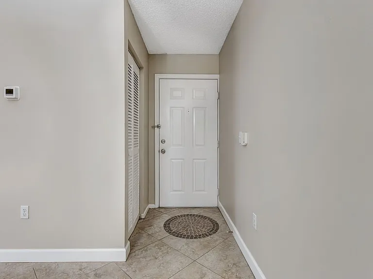 1105 Reserve Ct #307 — Photo 29