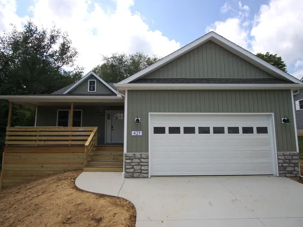 421 McIntosh Dr, Howard, OH 43028