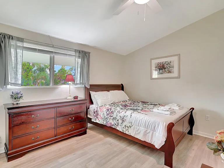 16360 N Oleander Dr — Photo 13