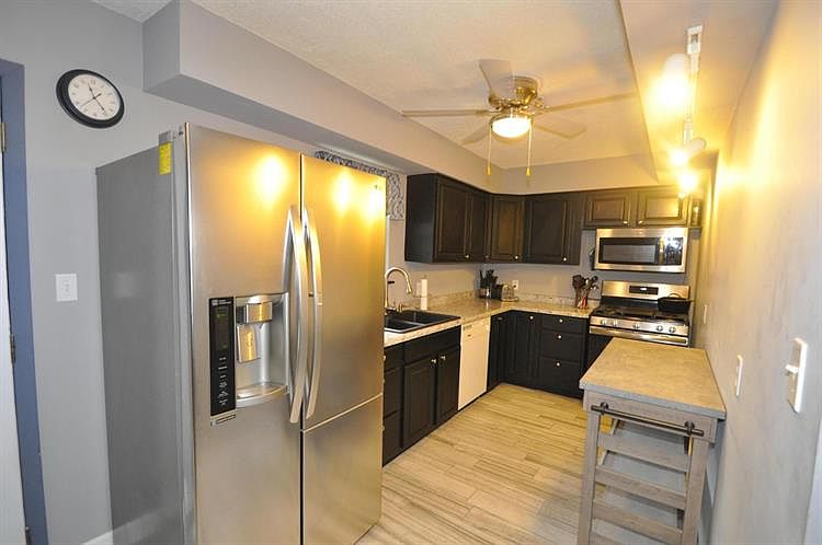 1st image of 1236 Brown Dr