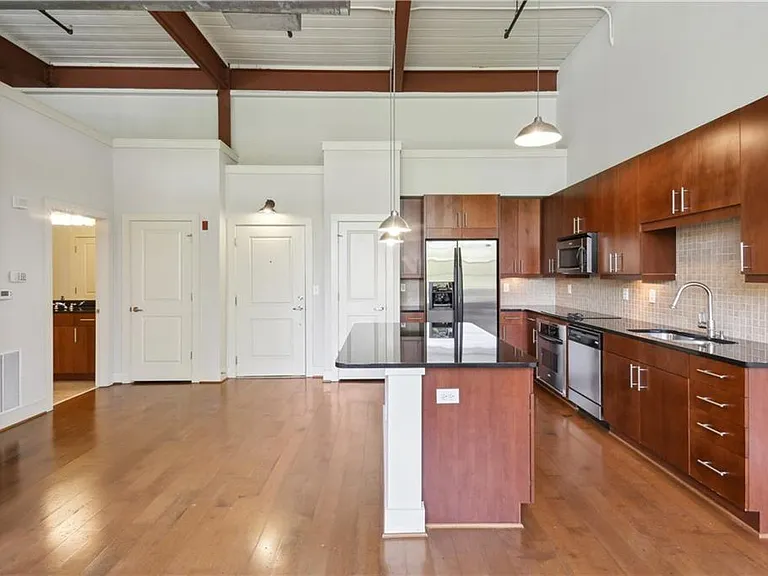 1261 Caroline St NE #223 — Photo 6