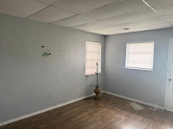 4th image of 88 NW 18th Avenue