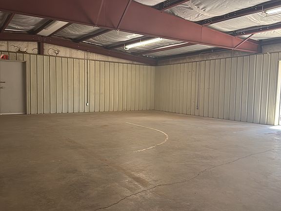 4th image of 2562 Old Morganton Rd #1