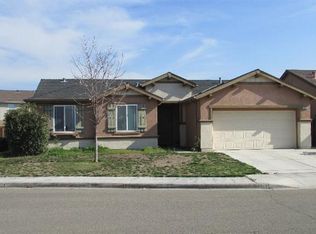 2373 S Orangewood Dr, Fresno, CA