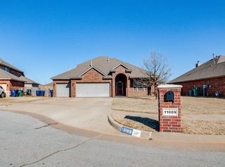 11009 SW 38th Cir, Mustang, OK 73064