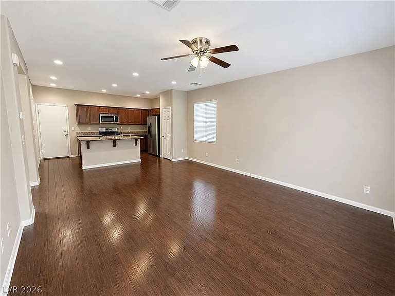 8371 Stillhouse Ct — Photo 4