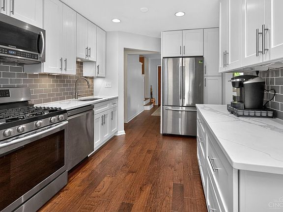 4th image of 3032 Crestmoor Ln