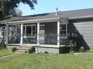 1014 S Vicksburg St, Marion, IL 62959