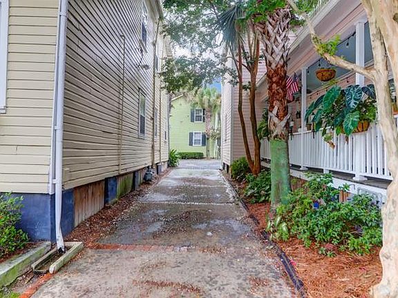 2nd image of 3 1/2 Kracke St APT C