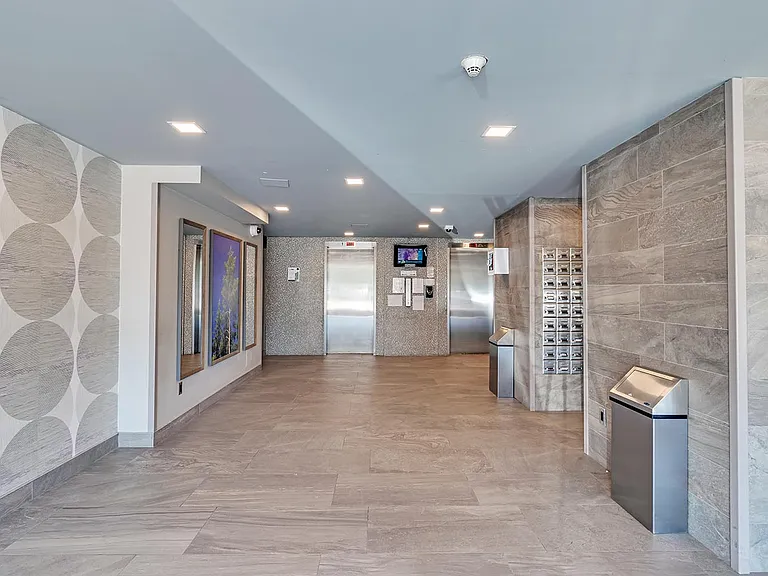 3050 Pharmacy Ave — Photo 10