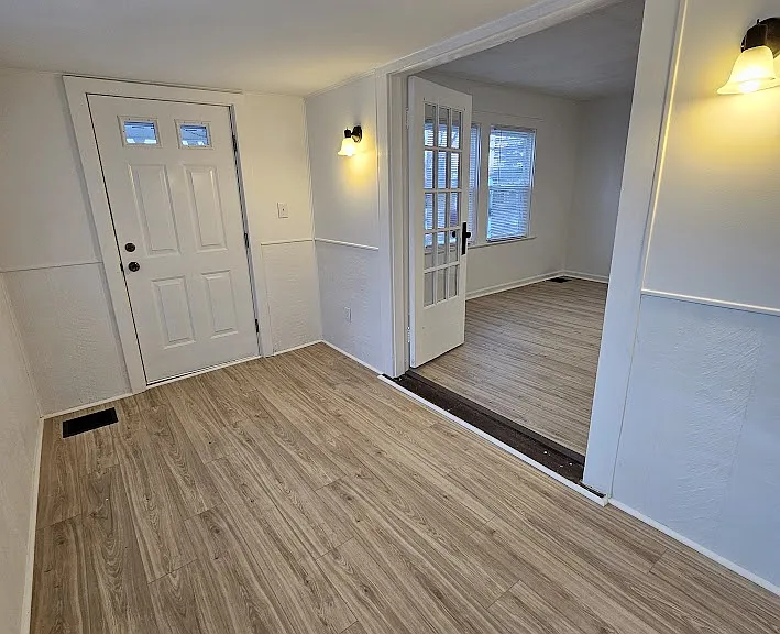 441 Cecil Ave — Photo 44