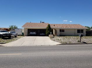 2218 Western Hills Dr NE, Rio Rancho, NM 87124