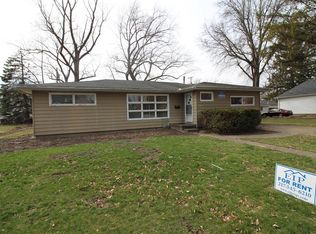 1514 2nd St, Charleston, IL 61920